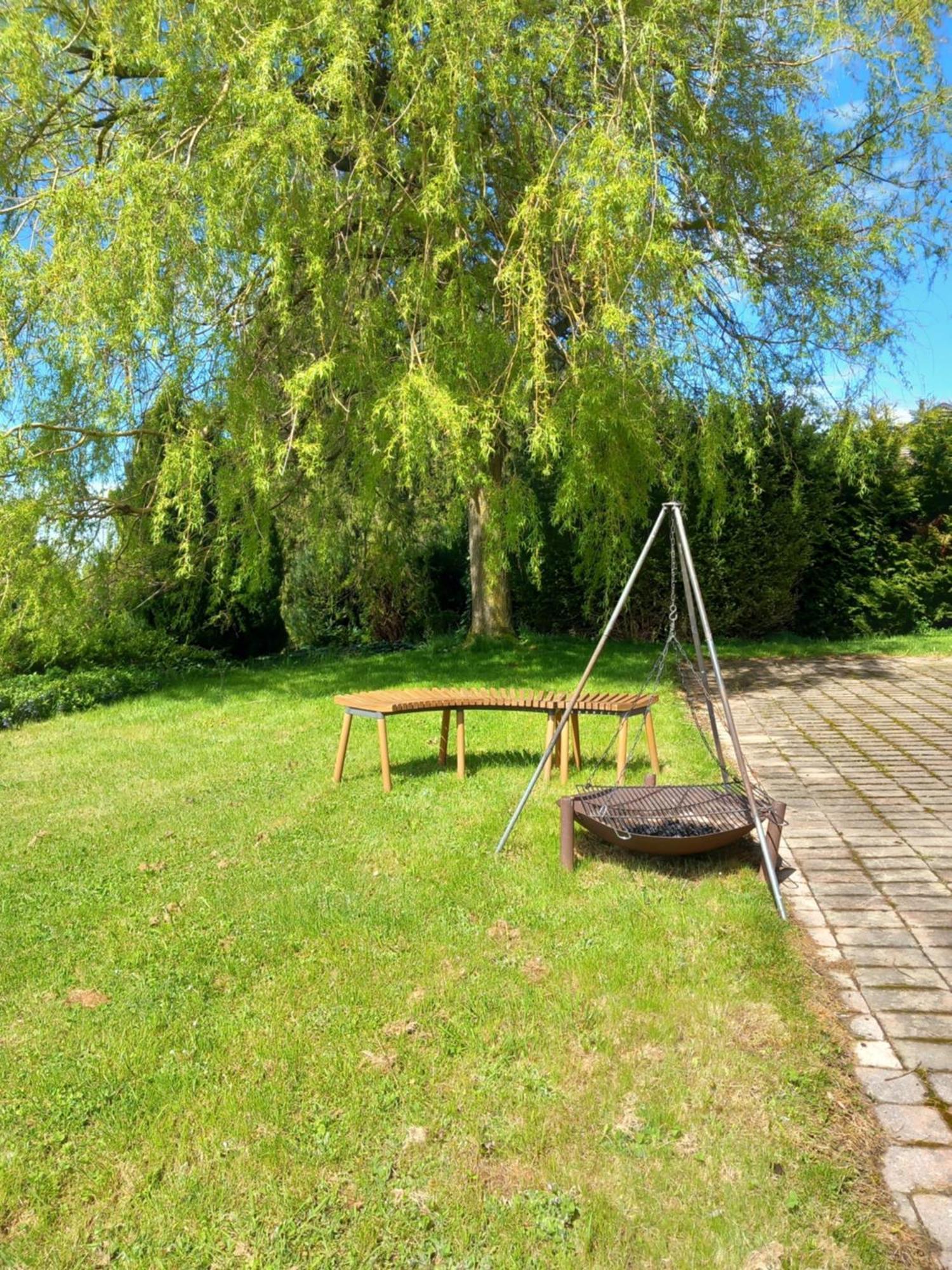 Les Abeilles Bed & Breakfast Romont Exterior photo
